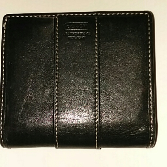 Coach Handbags - PRICE FIRM! Coach wallet